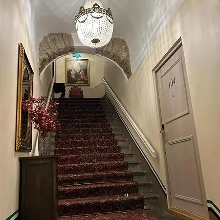 سانت أولاف 4*